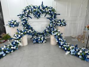 Gapura Bunga Hati Buatan Tangan dari Sutra Lembut, Dekorasi Bunga Mewah Biru Putih untuk Pernikahan, Thanksgiving, dan Hari Valentine - Product Image 6