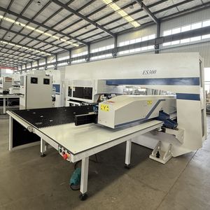 Punzonadora CNC de Torreta de 300kN con Servoaccionamiento para Fabricación de Metales en Elevadores y HVAC - Product Image 1