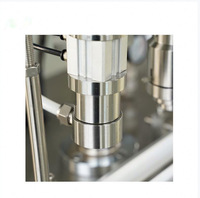 Bombe de peinture semi-automatique en aérosol Remplissage Machine de capsulage Parfum Pulvérisation corporelle Eau Nouvelle Pompe à noyau Boissons Bouteilles en plastique