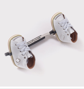 Scarpe Ortopediche Dennis Brown per Piede Torto, Calzature Pediatriche per Terapia del Piede Torto - Product Image 3