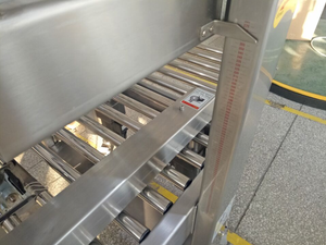 खाद्य उद्योग SS304 स्टेनलेस स्टील स्वचालित कार्टन बॉक्स केस सीलर टेपर सील मशीन - Product Image 6