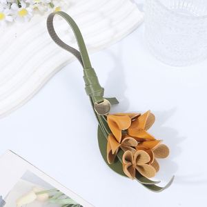 Stylish Pu Leather <b>Charm</b> Keychain Ornament Bulk Wholesale Flower Pendant for Everyday <b>Bag</b> Matching - Product Image 5
