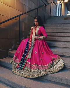 Fait à la main Vintage Satin Floral à manches longues A-ligne parole longueur Anarkali robe pour Afghani mariage/fête porter miroir dentelle - Product Image 2