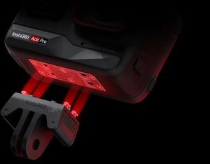 กล้องแอคชั่น I nsta360 Ace Pro 8K HDR หน้าจอสัมผัสพลิกได้ 2.4 นิ้ว เซ็นเซอร์ 1/1.3 นิ้ว ชิป AI คู่ ประสิทธิภาพสูงในที่แสงน้อย - Product Image 5