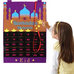 2024 रमज़ान मुबारक आगमन कैलेंडर रमज़ान सजावट बच्चों के उपहारों के लिए हैंगिंग फेल्ट काउंटडाउन कैलेंडर