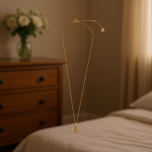 Collar con colgante Angelina Virgo, chapado en oro, acero inoxidable, joyería minimalista con constelación para mujer, para uso diario. - Product Image 2