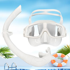 قناع غوص وسباحة احترافي مضاد للضباب بعدسة مزدوجة من السيليكون للغوص والسباحة - Product Image 5