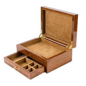 Caja <span class=keywords><strong>de</strong></span> color <span class=keywords><strong>de</strong></span> registro personalizada Embalaje con logotipo en relieve Rectángulo Caja <span class=keywords><strong>de</strong></span> regalo <span class=keywords><strong>de</strong></span> <span class=keywords><strong>madera</strong></span> Cajas <span class=keywords><strong>de</strong></span> embalaje - Product Image 1