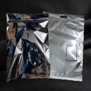 Sacs d'expédition en argent avec logo personnalisé, avec poignée, pour vêtements, emballage d'expédition pour sweats à capuche, sacs d'expédition moyens et grands - Product Image 2