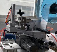 Machine d'étiquetage adhésive pour surfaces plates de bureau, bouteilles carrées, couvercles de boîtes et cartes