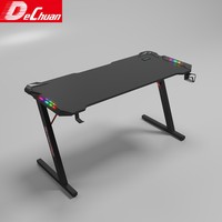Bureau de travail commercial de Foshan avec éclairage RGB réglable et pieds triangulaires robustes