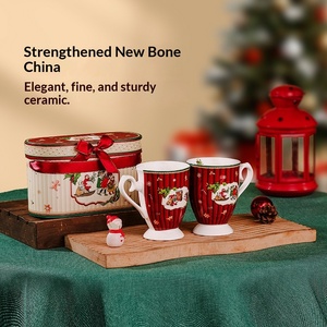 Ensemble tasse à café et soucoupe en grès céramique à motif de Noël, personnalisable, coffret cadeau écologique, glaçure haute température, luxe léger - Product Image 3