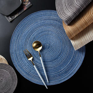 Manteles individuales trenzados redondos resistentes al calor lavables manteles individuales para mesa de cocina manteles redondos - Product Image 2