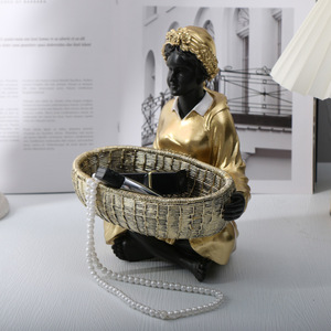 Figurines <span class=keywords><strong>de</strong></span> stockage <span class=keywords><strong>de</strong></span> personnages <span class=keywords><strong>de</strong></span> Noël en résine <span class=keywords><strong>de</strong></span> style moyen-oriental transfrontalier - Product Image 5