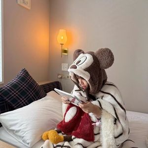 Divertido <span class=keywords><strong>Pijama</strong></span> de Cosplay para Adultos, Disfraz de <span class=keywords><strong>Mickey</strong></span> Mouse de Felpa Coral, Ropa de Dormir Extra Grande para Niños, Regalo para Fiestas Navideñas IM142-W - Product Image 6
