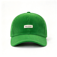 Casquette de baseball unisexe en velours côtelé à 6 panneaux, style vintage structuré, visière incurvée, patch avec étiquette tissée, vert uni, boucle métallique réglable, décontractée