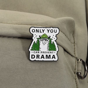 <span class=keywords><strong>Solo</strong></span> Tú Puedes Prevenir <span class=keywords><strong>el</strong></span> Drama - Pin de Esmalte con Diseño de Llama, Humor Divertido, Satira, Broche de Llama, Insignia de Solapa, Joyería al por Mayor - Product Image 3
