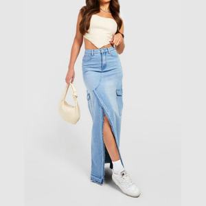 Nouvelle Arrivée Jupe Longue en Jean Taille Haute Style Cargo avec Fente Avant, Bleu Vintage et Ourlet Effiloché - Product Image 4