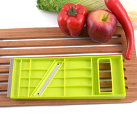 Handmatige keukenhakker voor wortelen, fruit, aardappelen en groenten - milieuvriendelijk, vaatwasserbestendig, makkelijk schoon te maken