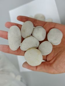 Colore naturale-piccoli ornamenti veloci pietre; Ciottoli colorati <span class=keywords><strong>per</strong></span> lo scenario dell'acquario; Pietre di ruscello <span class=keywords><strong>per</strong></span> <span class=keywords><strong>piante</strong></span> in vaso succulente - Product Image 3