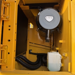 Excavatrice Komatsu PC240 d'occasion, 24 tonnes, système hydraulique stable, prix d'exportation avantageux - Product Image 4