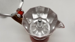 <span class=keywords><strong>Cafetera</strong></span> <span class=keywords><strong>Italiana</strong></span> Moka de Alta Calidad para 3-12 Tazas, de Aluminio, para Espresso y Café, con Aislamiento Térmico - Product Image 2
