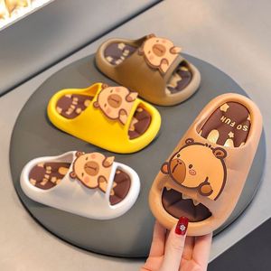 Capybara sandal musim panas untuk balita & anak uniseks, sepatu kamar mandi dalam ruangan antiselip bahan PVC untuk balita dan anak-anak - Product Image 1