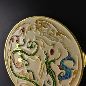 Miroir de poche personnalisé en émail souple gaufré, avec poignée dorée lisse, service de personnalisation de motifs - Product Image 3