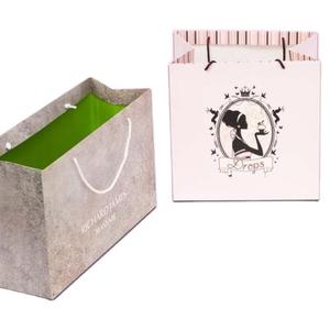 Fabricant de sacs en papier personnalisés en gros, impression rouge et blanc, avec poignées - Product Image 3