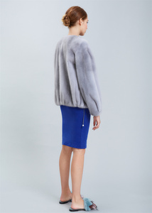 Cappotto da Donna Nuovo d'Importazione Invernale in Velluto di Visone Nero Pastello Taglio Ampio Corto Vendita all'Ingrosso - Product Image 6