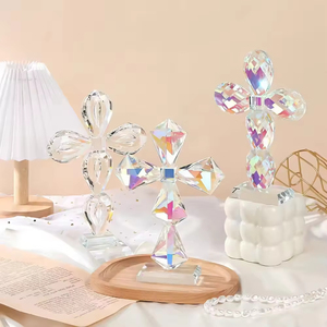 Honneur de <span class=keywords><strong>cristal</strong></span> arc-en-ciel <span class=keywords><strong>cristal</strong></span> sainte croix Figurines ornements de Pâques avec base pour décor de pary - Product Image 2