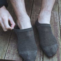 Vente chaude été mince anti-dérapant respirant bambou invisible pas de spectacle chaussettes basses pour hommes