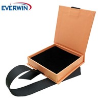 Boîte à bijoux personnalisée Everwin en forme de livre, marron, pour pendentifs et boucles d'oreilles, présentoir pour marques