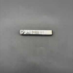 Conjunto de Calibradores Industriais de 32 Lâminas em Latão e Aço Inoxidável com Marcação Dupla, Medidor de Espessura de Válvulas Métrico, Resolução de 0.1um e 0.01 - Product Image 3