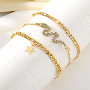 KISSWIFE Bracelets de <span class=keywords><strong>cheville</strong></span> d'été bohème en forme de serpent pour femmes Bracelets de <span class=keywords><strong>cheville</strong></span> multicouches Pieds nus sur jambe Chaîne Bijoux Cadeau - Product Image 3
