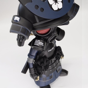Figurine d'action personnalisée en PVC avec design de masque à gaz pour les collectionneurs de personnages Kombat Kings - Product Image 3