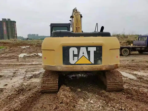 Excavatrice CAT 323D2L d'occasion, 23 tonnes, état d'origine, pour projets miniers. - Product Image 4