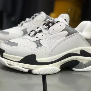 White fashionable sports <b>shoes</b>, basketball style thick-soled casual <b>shoes</b>, odor-resistant, soft, <b>height</b>-<b>increasing</b> men's <b>shoes</b> - Product Image 1