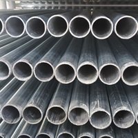 Tuyau galvanisé à chaud de 2, 3 et 4 pouces pour structures de serres, rails de clôture, échafaudages, ossatures de bâtiments et travaux métalliques