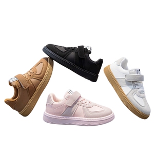 2025년 신상 캐주얼 패션 다용도 메쉬 베이비 키즈 남아 여아 워킹 슈즈 러닝 스포츠 농구 운동화 - Product Image 1