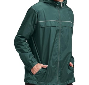 Giacca Impermeabile Unisex con Cappuccio, Leggera e Traspirante, Antivento, Riflettente per Corsa, Escursionismo e Viaggi - Product Image 1