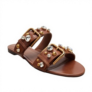 Sandali piatti personalizzati con punta tonda e doppia fibbia, <span class=keywords><strong>borchie</strong></span> in strass dorato, per <span class=keywords><strong>donna</strong></span>, all'ingrosso, taglie forti, <span class=keywords><strong>scarpe</strong></span> da festa marroni - Product Image 4