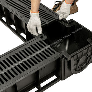 Canale di scarico in plastica a forma di U nero leggero e resistente da 1000mm con coperchio in acciaio inossidabile - Product Image 2