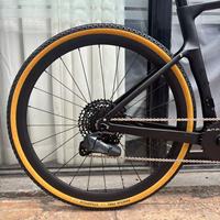 Kozo Carbonfaser Gravel Mountainbike All Mountain 700C*35C |   Aluminiumlegierungsgabel |   Hydraulische Scheibenbremsen |   13-Gang |   Unisex