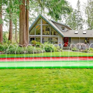Toboggan aquatique double piste rouge et vert avec arroseur et 2 bodyboards pour les courses de jardin des enfants - Product Image 6