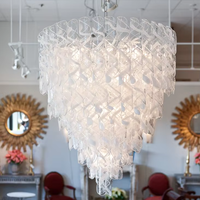 Lustre Torciglione moderne en fer et verre soufflé à la main, blanc et translucide, avec LED à intensité variable pour mariages et cuisines