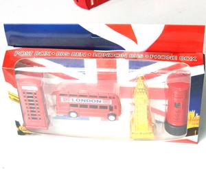 Sacapuntas con Diseño de Autobús Rojo Británico Icónico, en Forma Irregular, Chapado en Oro GC, con Diseño de Cabina Telefónica y Buzón, para Regalos Empresariales y del Hogar - Product Image 6