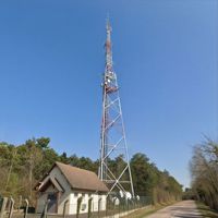Tour d'antenne de télécommunication 50m à 4 poteaux en treillis autoportant galvanisé pour station de base 4G 5G micro-ondes Vietnam