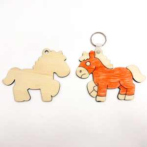 Porte-clés en bois tendance pour femme, en bois de contreplaqué, pour activités de team building et design d'emballages de produits - Product Image 3