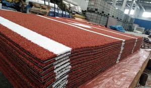 Revêtement de sol pour piste de traîneau de gym commercial portable avec matériau PP/PE, épaisseur de 18 à 25 mm, marquage <span class=keywords><strong>au</strong></span> mètre, <span class=keywords><strong>gazon</strong></span> - Product Image 5